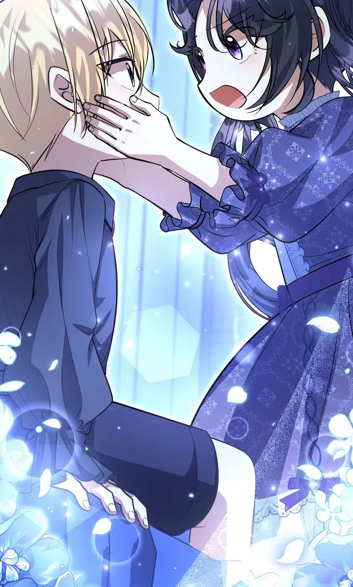 Read The Villain’s Daughter Plans to Run Away Manga Online