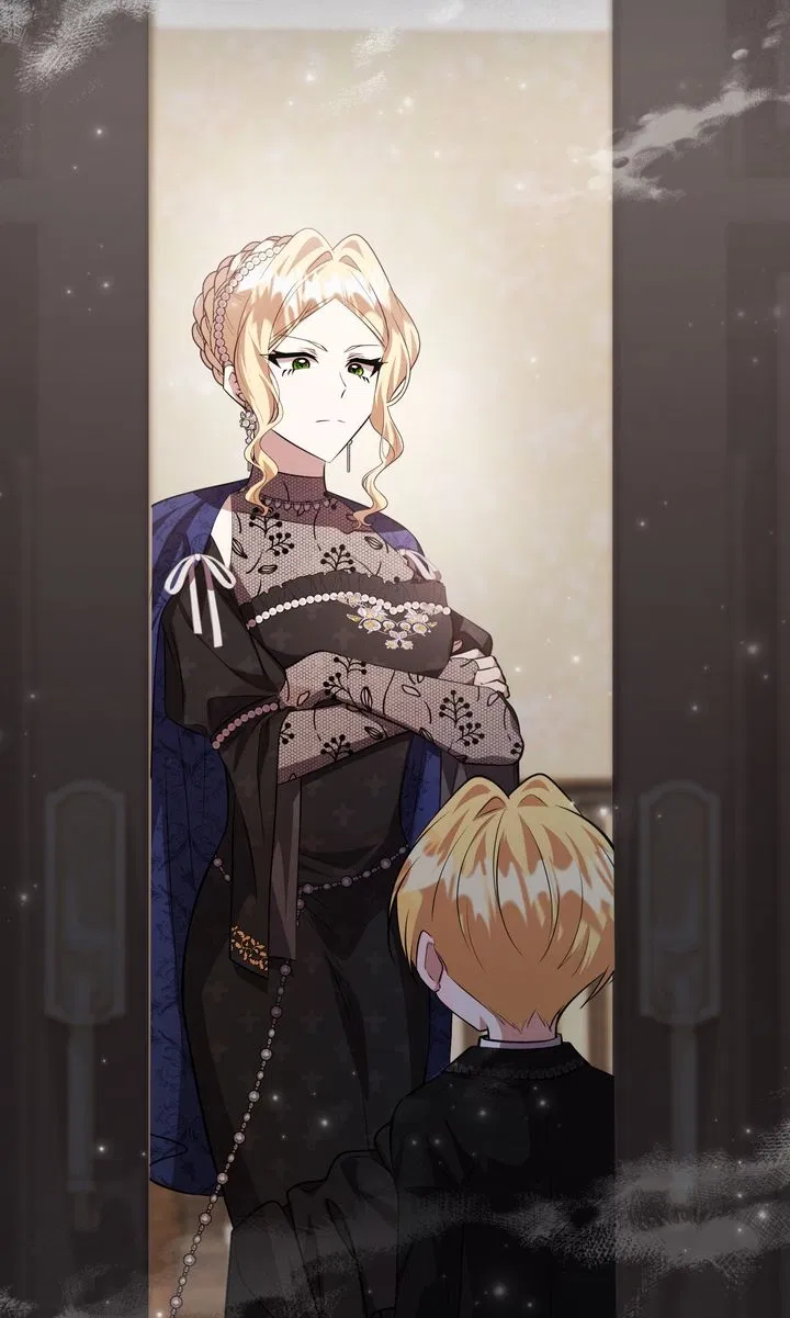 Read The Villain’s Daughter Plans to Run Away Manga Online